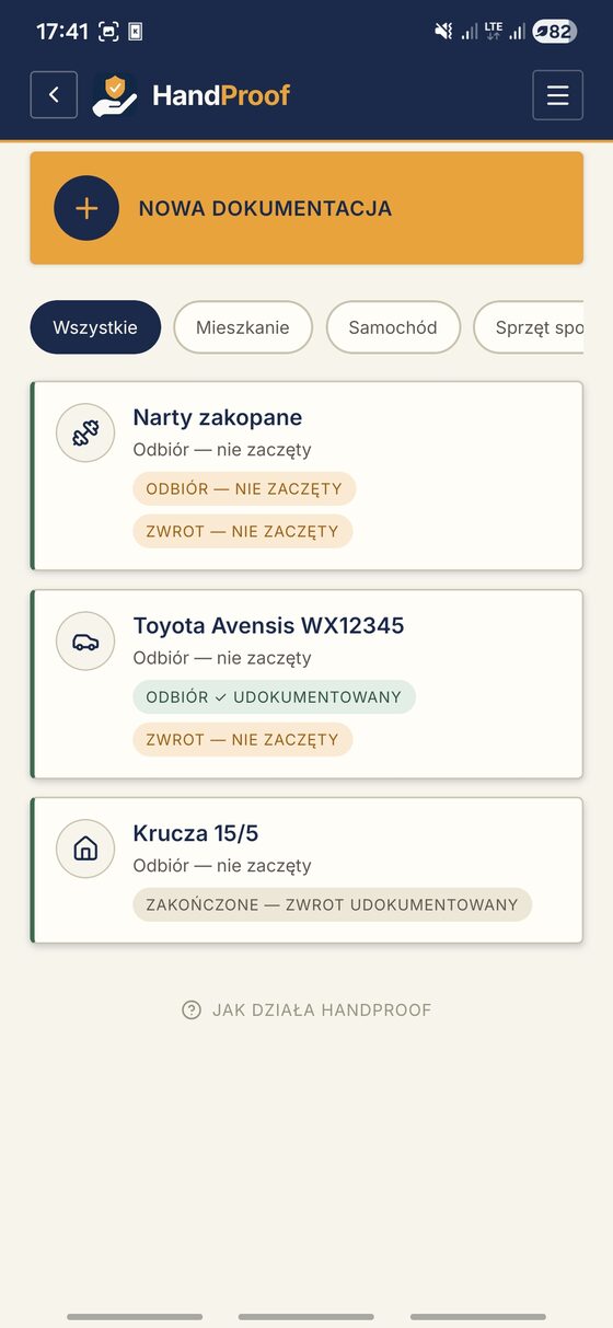 Lista dokumentacji w aplikacji HandProof: mieszkanie, samochód i sprzęt sportowy